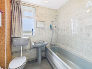 Bathroom - click for photo gallery